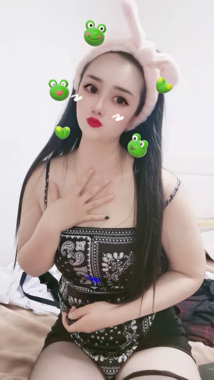 喜欢的小哥哥联系,私聊,绝对是本人,可视频认证